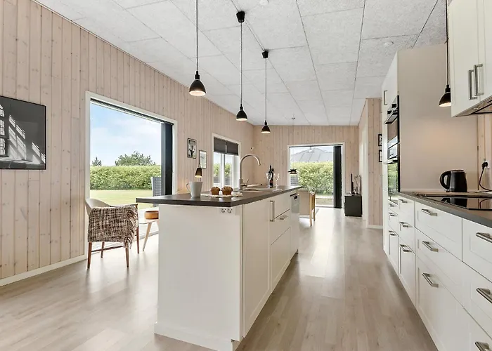 Pet Friendly In With Wifi Holiday home *
